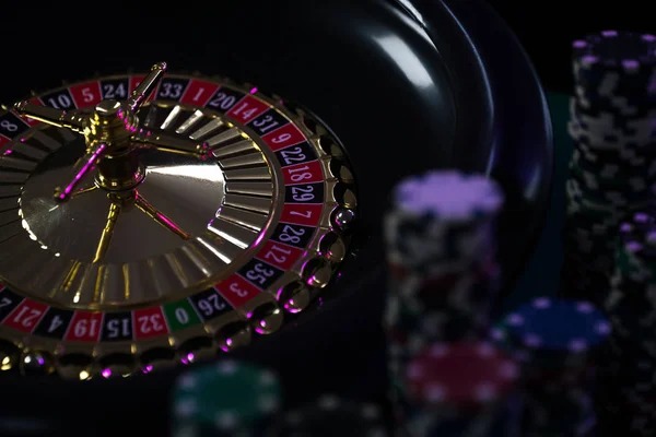 bos898 What Happens Inside This Roulette Room